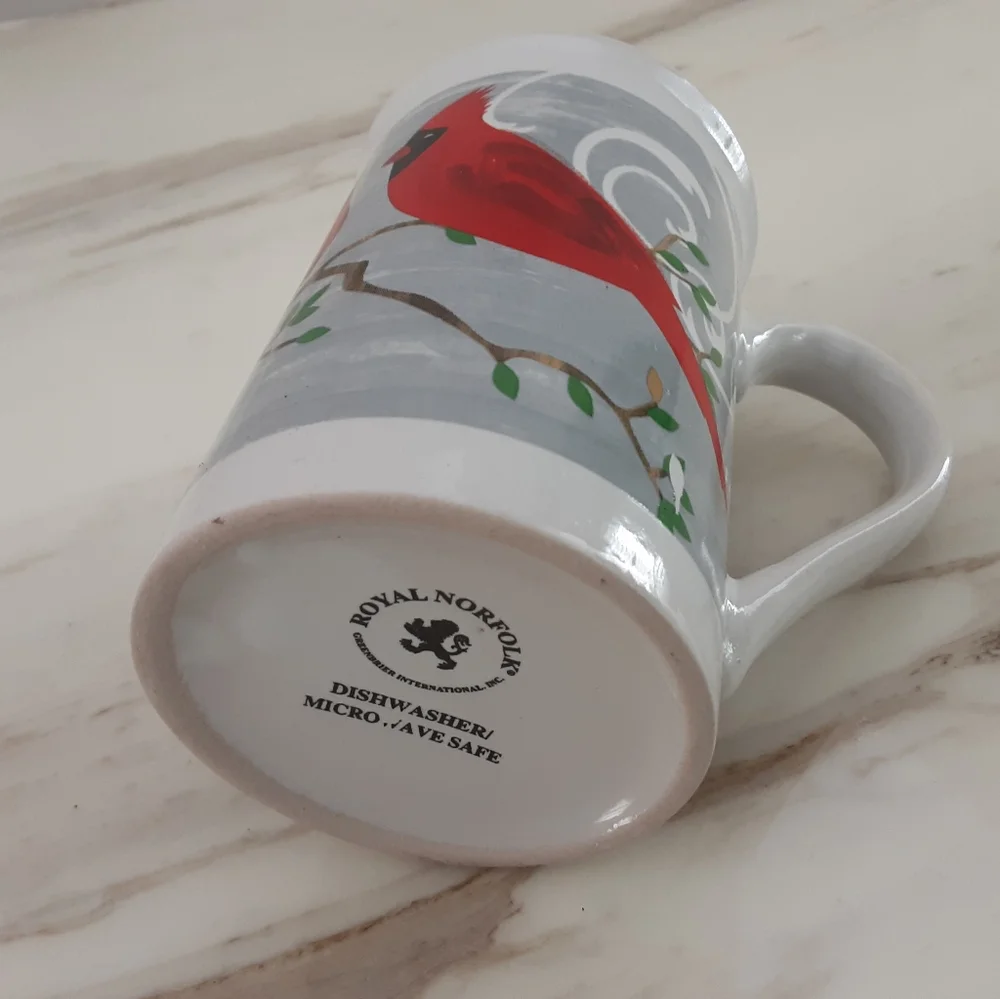 4 Piece Christmas Bundle Handy Things Tree Stand Cardinal Cup Reindeer Stockings